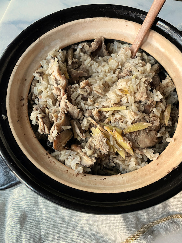 ginger rice with beef and mushroom donabe